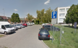 Parkovisko pri základnej škole Dr. J. Dérera sa rozšíri