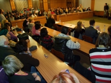 Zastupiteľstvo prerušili