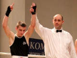 V Komárne boxoval Dominik Hollý a zvíťazil